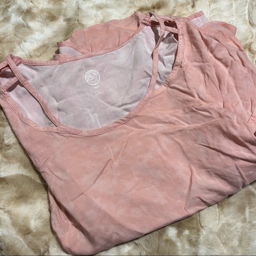 SO Flowy Top